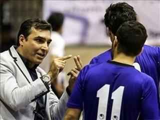 زنگ خطر برای تیم ملی به صدا در آمده است/ لیگ ایران در سال‌های اخیر هیچ بازیکن جوان و با استعدادی را رو نکرده است
