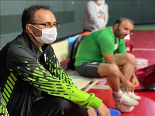 کریمیان: بازیکنان با البسه ال اشپورت به بلاروس اعزام می شوند