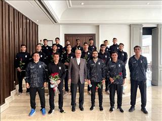 دیدار سفیر ایران در قرقیزستان با تیم ملی فوتسال زیر19 سال
