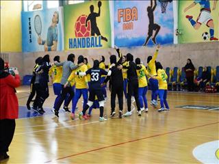 تصاویری از جشن قهرمانی تیم پالایش نفت آبادان در سوپر لیگ فوتسال بانوان