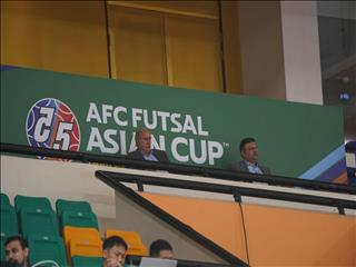 رئیس فدراسیون و نایب رئیس AFC تماشاگر صعود تیم ملی فوتسال ایران به جام جهانی
