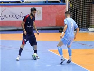 یک بازیکن از پردیس قزوین جدا شد