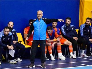 افضل: هیچ بازیکنی به خانم ها دست نزده/گزارش انضباطی اصل ماجرا را نادیده گرفت!