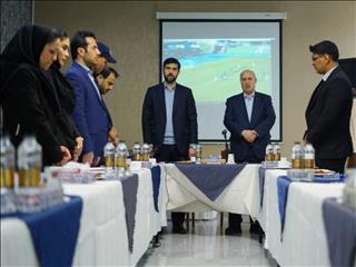 با اعضای جدید؛ برگزاری جلسه کمیته‌ی فوتبال ساحلی با حضور رئیس فدراسیون