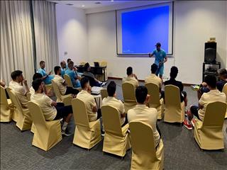 جلسه فنی ملی‌پوشان فوتسال برای رویارویی با عربستان