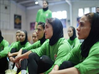 تمرین تیم ملی فوتسال بانوان با محوریت برنامه‌های تاکتیکی کادر فنی