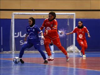 تصاویری از دیدار استقلال تهران و گلبرگ تاکستان از دریچه دوربین گلبرگ