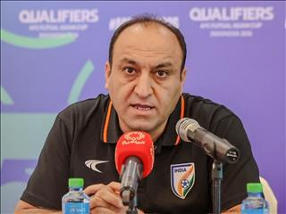 سرمربی جدید پالایش نفت شازند معرفی شد